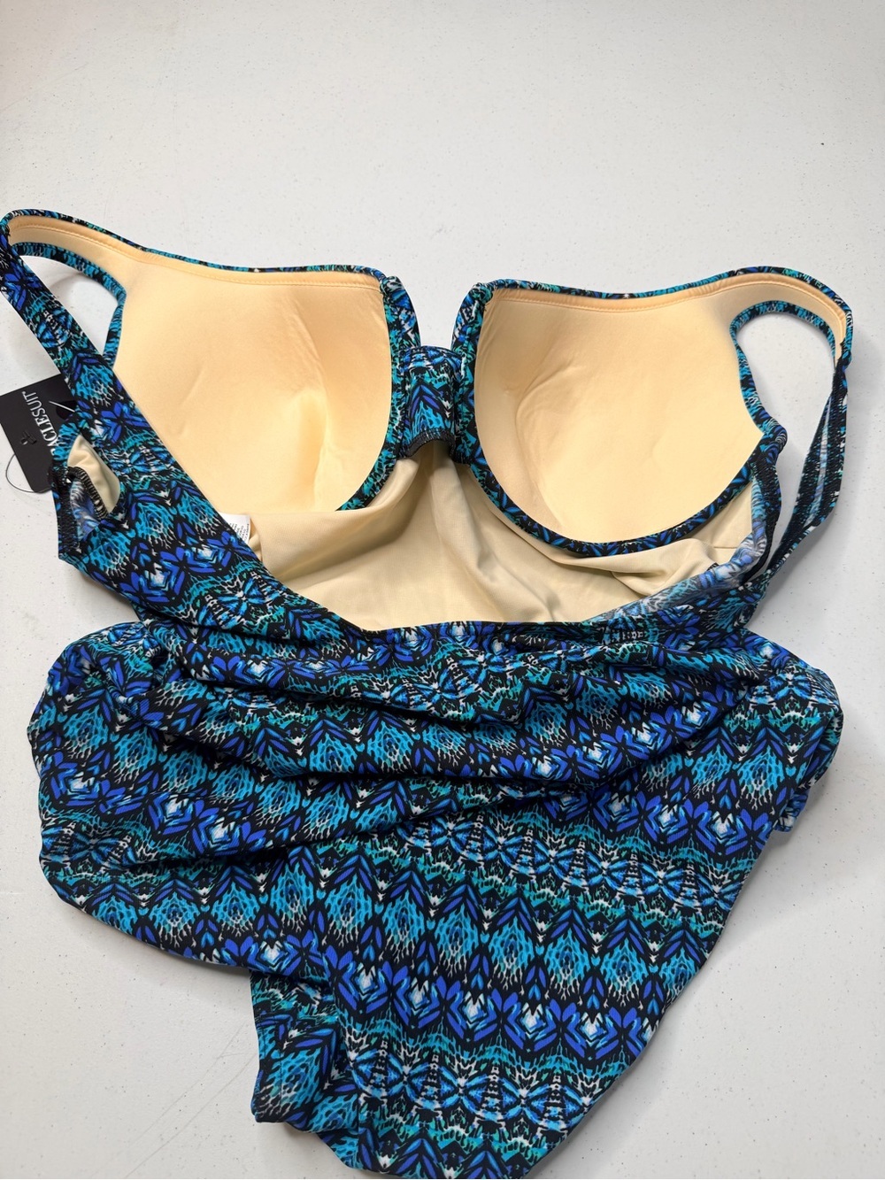 NWT Miraclesuit Mosaica Criss Cross Escape Swimsuit Size 16 - Picture 13 of 13
